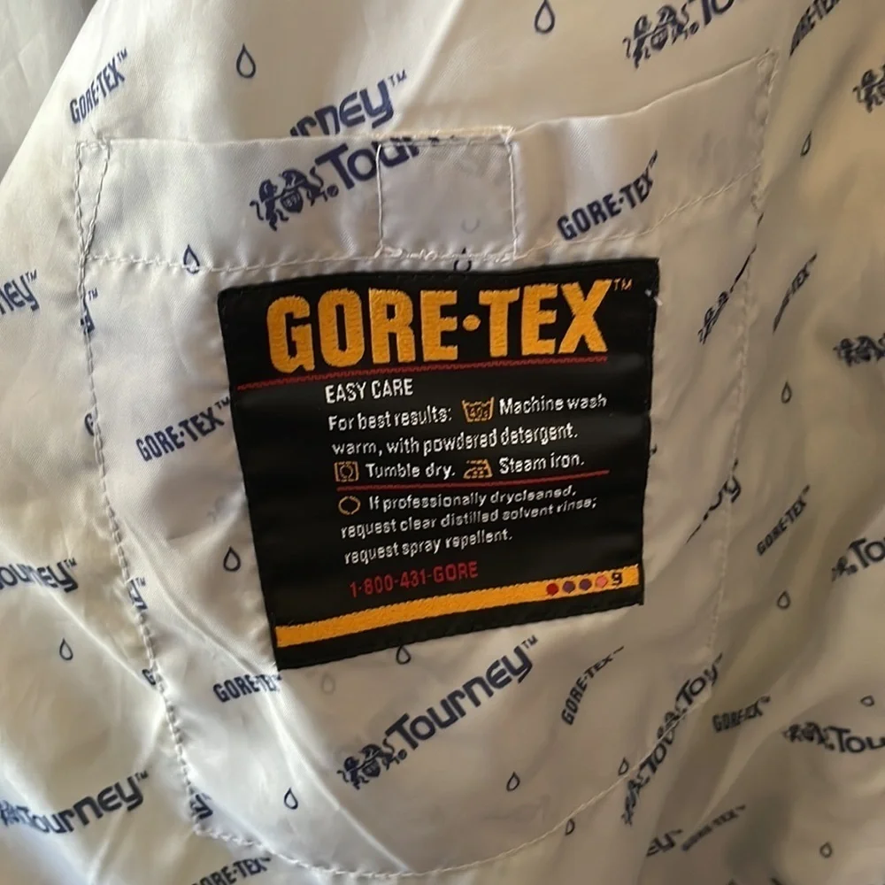 Tourney Goretex Full Zip Golf Jacket Size Large